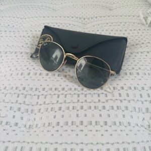 Ray-Ban Round Metal Gold Frame Sunglasses (Gold/Green)